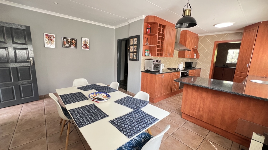3 Bedroom Property for Sale in Hekpoort Gauteng