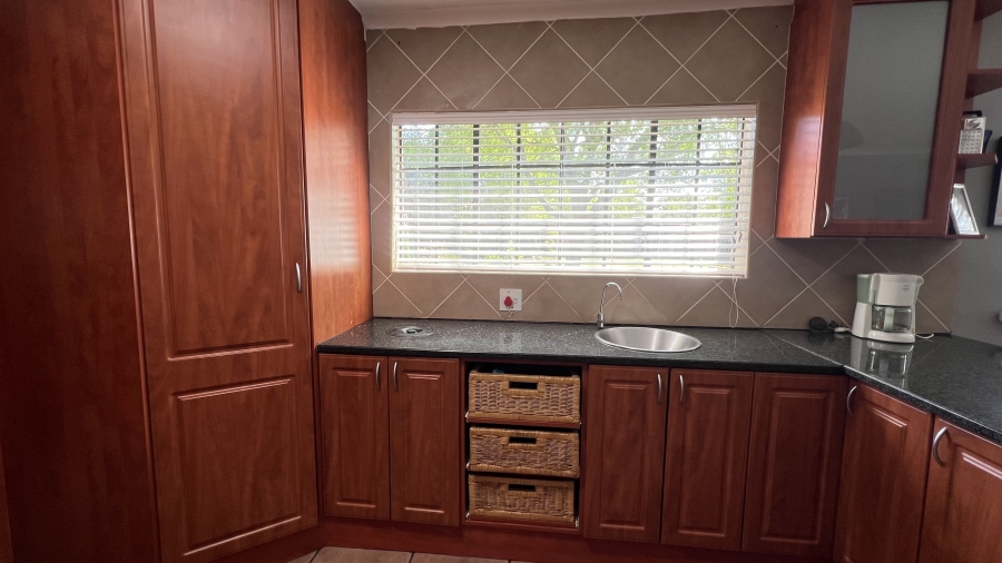 3 Bedroom Property for Sale in Hekpoort Gauteng