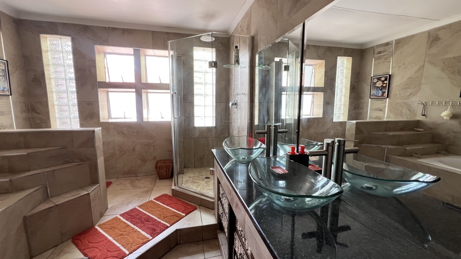 3 Bedroom Property for Sale in Hekpoort Gauteng