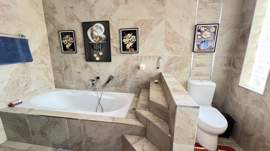 3 Bedroom Property for Sale in Hekpoort Gauteng
