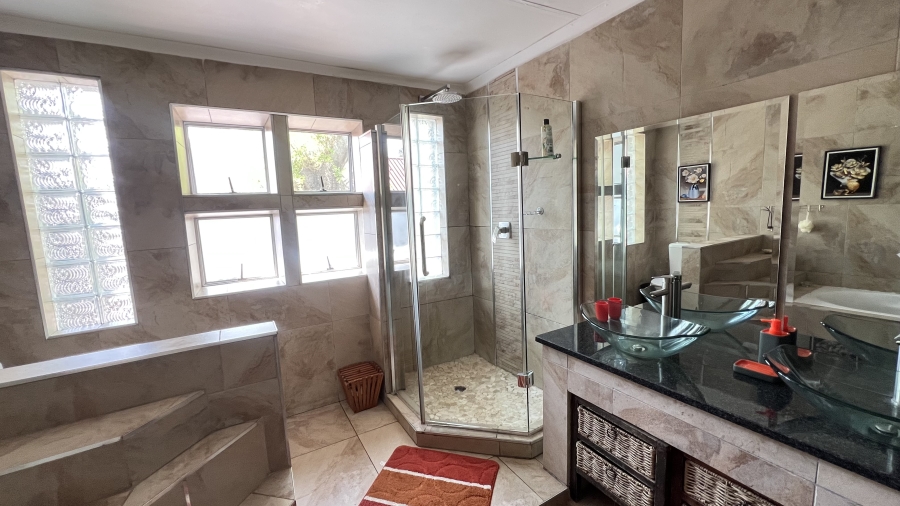 3 Bedroom Property for Sale in Hekpoort Gauteng