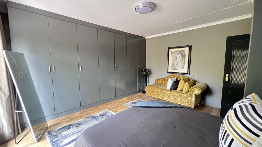 3 Bedroom Property for Sale in Hekpoort Gauteng