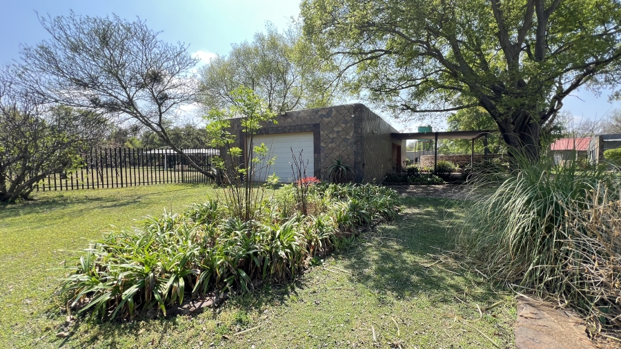 3 Bedroom Property for Sale in Hekpoort Gauteng