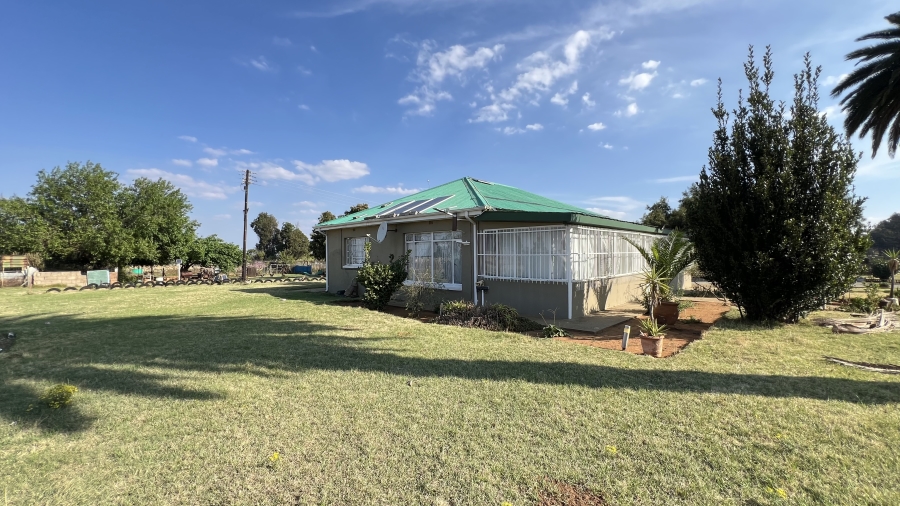 3 Bedroom Property for Sale in Tenacre A H Gauteng