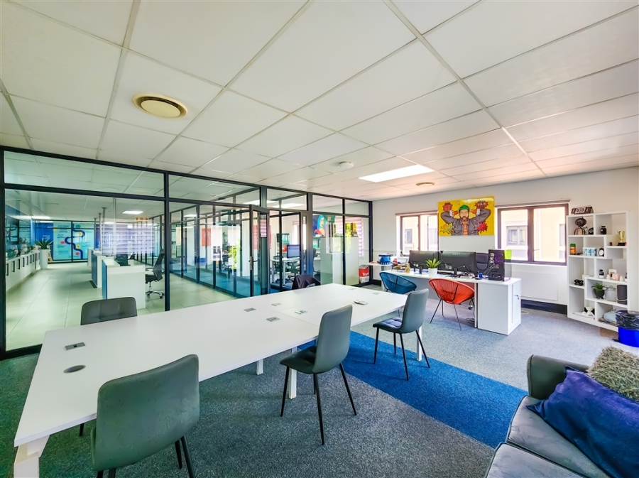 To Let Commercial Property for Rent in Strubensvallei Gauteng