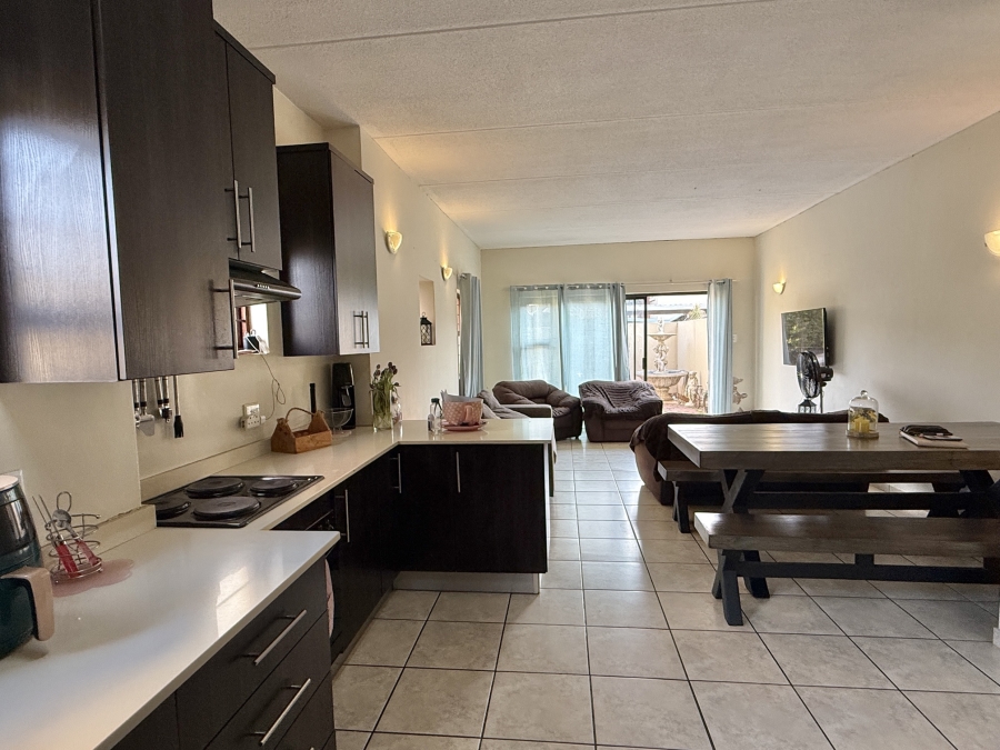 2 Bedroom Property for Sale in Pretorius Park Gauteng