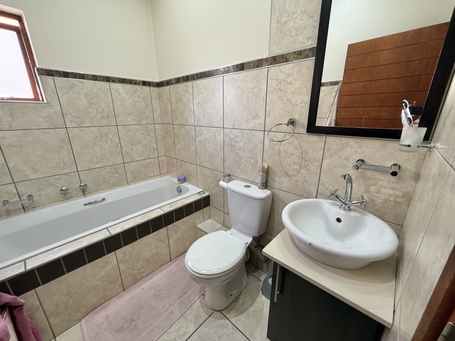 2 Bedroom Property for Sale in Pretorius Park Gauteng