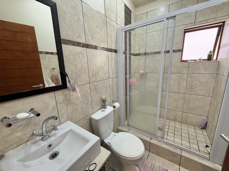 2 Bedroom Property for Sale in Pretorius Park Gauteng