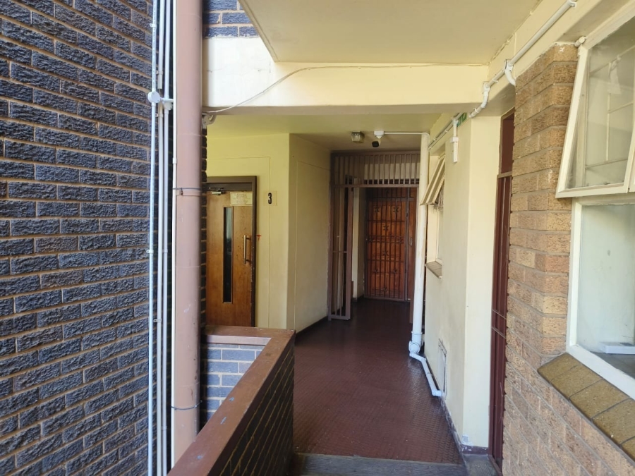 2 Bedroom Property for Sale in Muckleneuk Gauteng