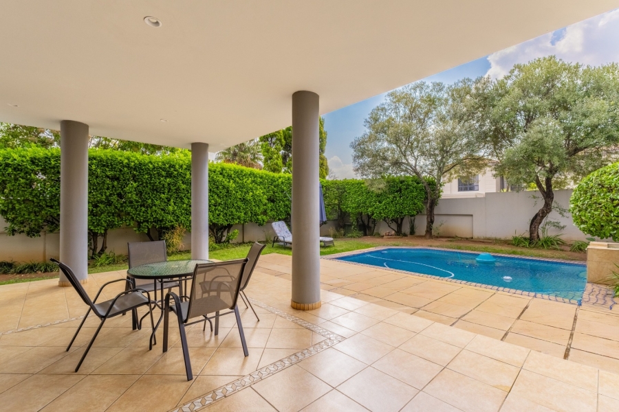 5 Bedroom Property for Sale in Dainfern Golf Estate Gauteng