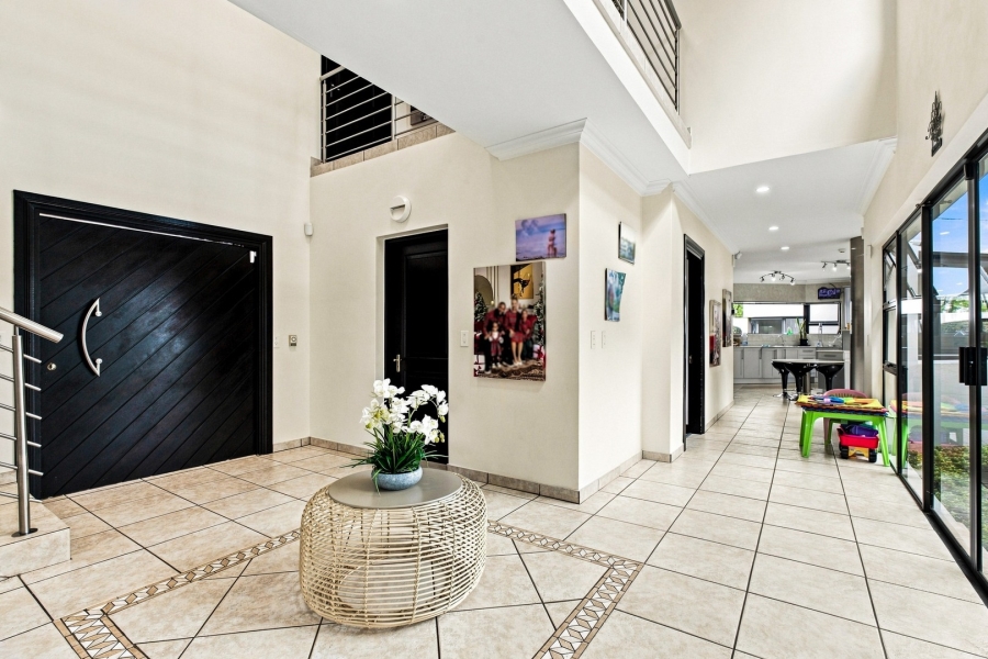 5 Bedroom Property for Sale in Dainfern Golf Estate Gauteng