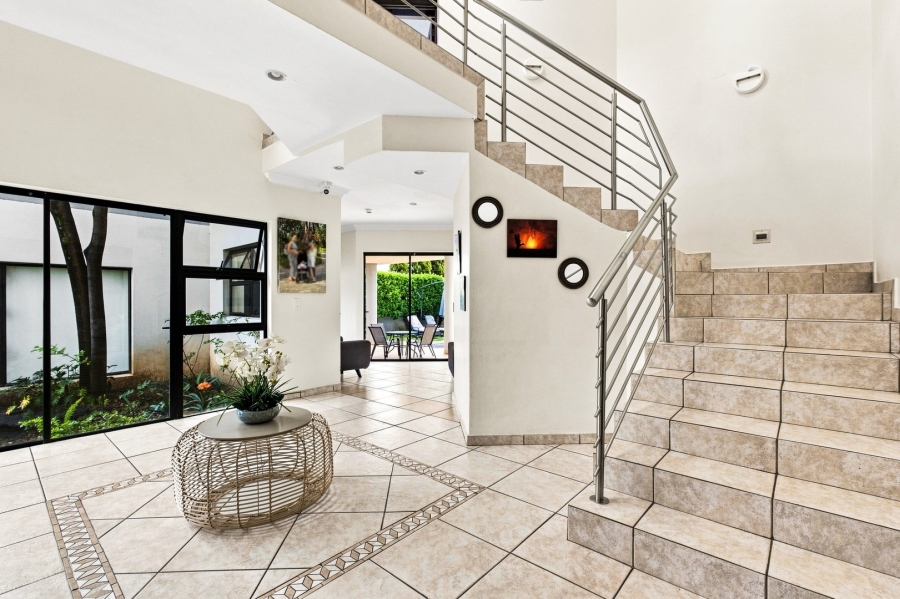 5 Bedroom Property for Sale in Dainfern Golf Estate Gauteng
