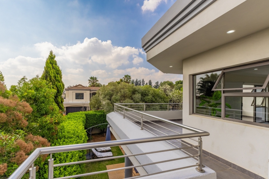 5 Bedroom Property for Sale in Dainfern Golf Estate Gauteng