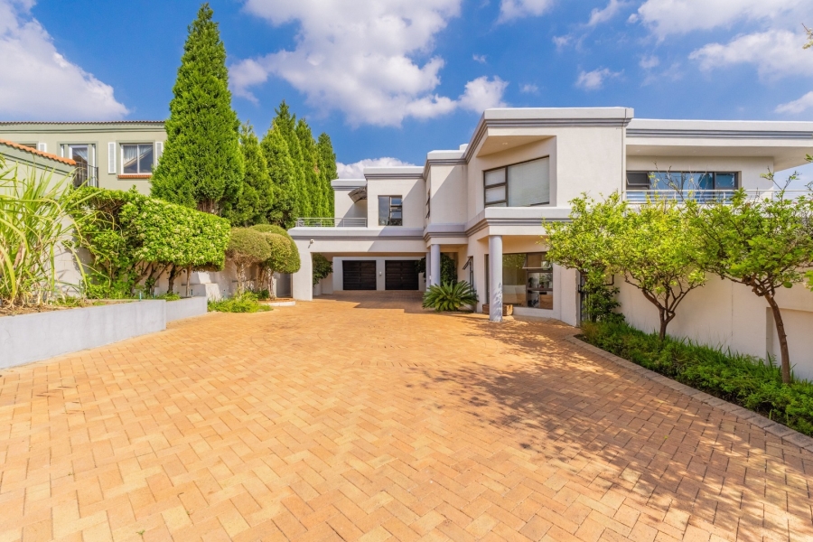 5 Bedroom Property for Sale in Dainfern Golf Estate Gauteng