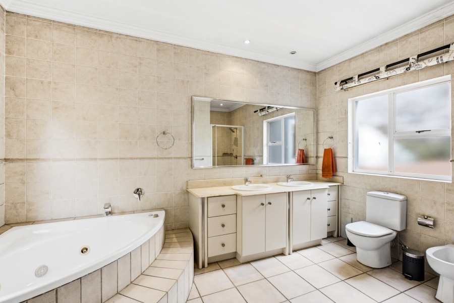 4 Bedroom Property for Sale in Dainfern Golf Estate Gauteng