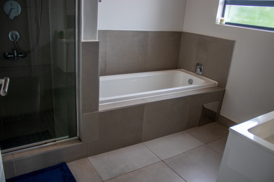 2 Bedroom Property for Sale in Morningside Gauteng