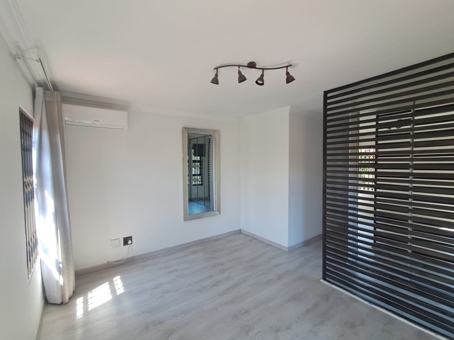 2 Bedroom Property for Sale in Kyalami Gauteng
