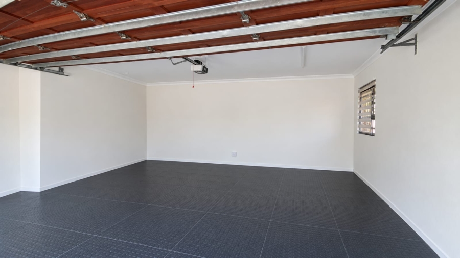 2 Bedroom Property for Sale in Kyalami Gauteng