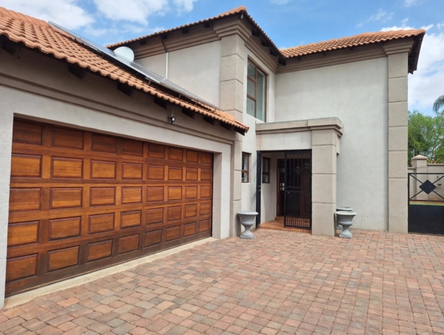 3 Bedroom Property for Sale in Moreleta Park Gauteng