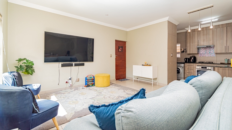 To Let 3 Bedroom Property for Rent in New Redruth Gauteng