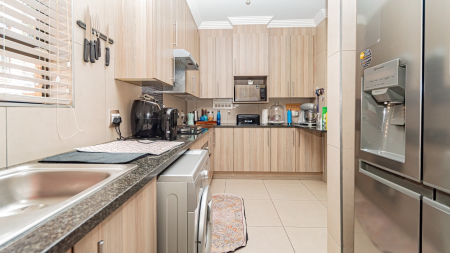 To Let 3 Bedroom Property for Rent in New Redruth Gauteng