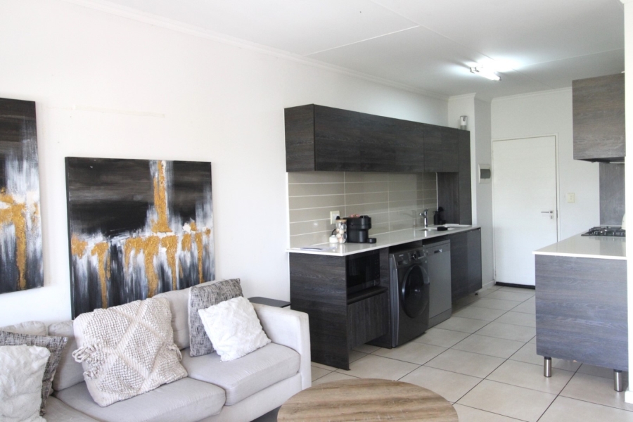 To Let 1 Bedroom Property for Rent in Olivedale Gauteng