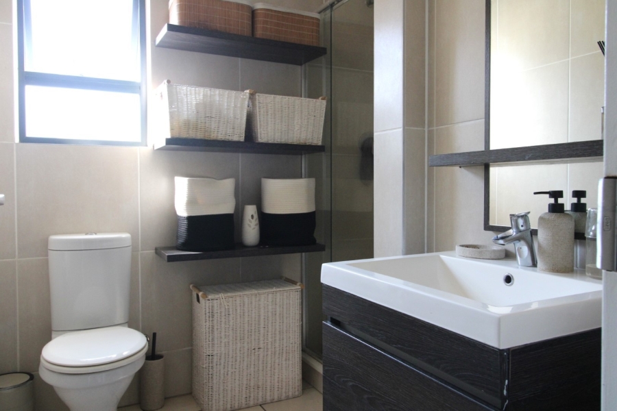 To Let 1 Bedroom Property for Rent in Olivedale Gauteng