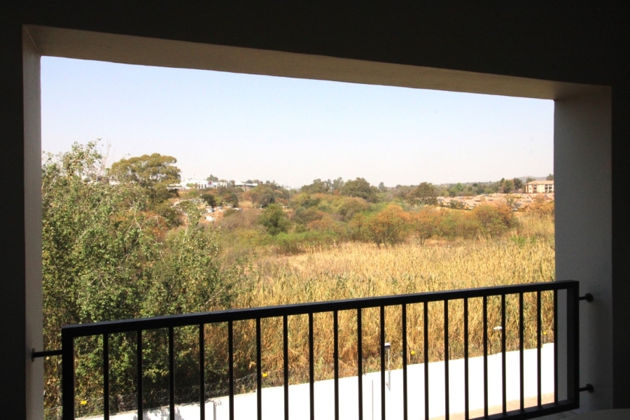 To Let 1 Bedroom Property for Rent in Olivedale Gauteng