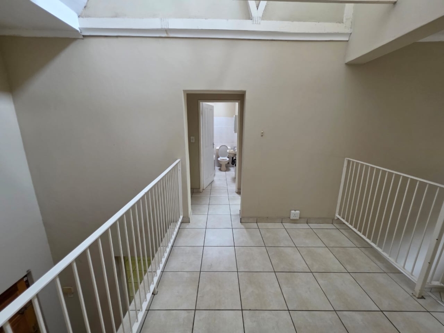 To Let 4 Bedroom Property for Rent in Glen Austin Gauteng