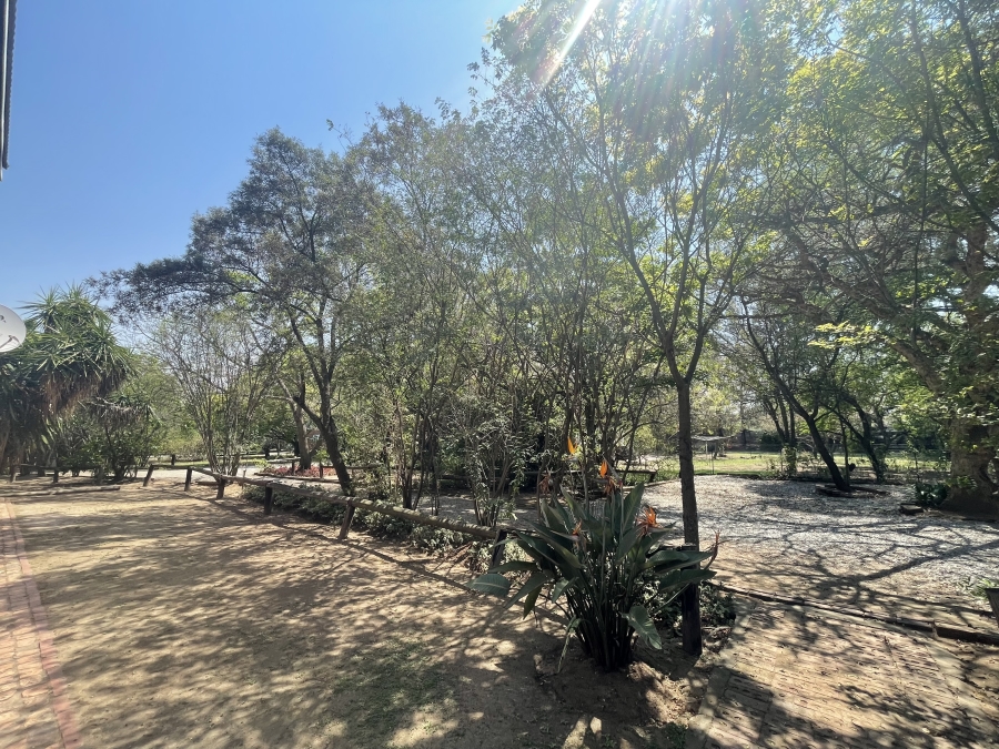 To Let 4 Bedroom Property for Rent in Glen Austin Gauteng