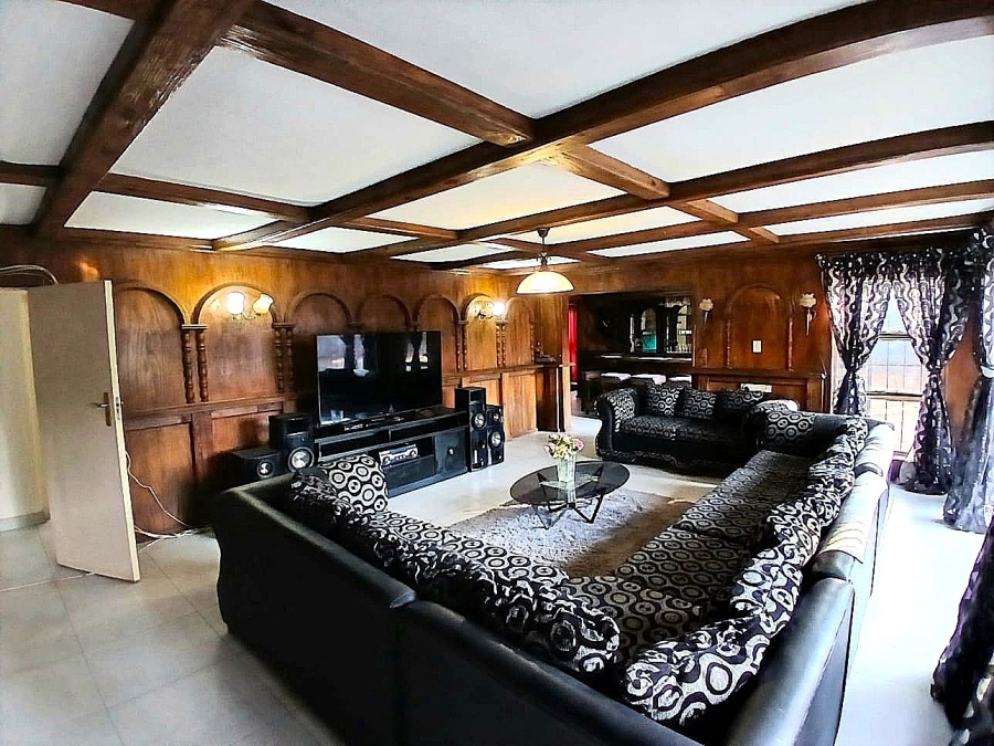 4 Bedroom Property for Sale in Van Riebeeck Park Gauteng