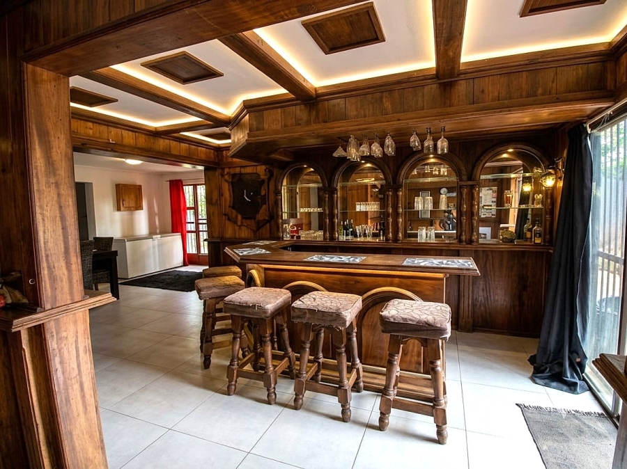 4 Bedroom Property for Sale in Van Riebeeck Park Gauteng