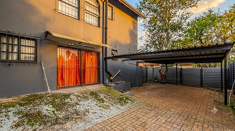 4 Bedroom Property for Sale in Van Riebeeck Park Gauteng
