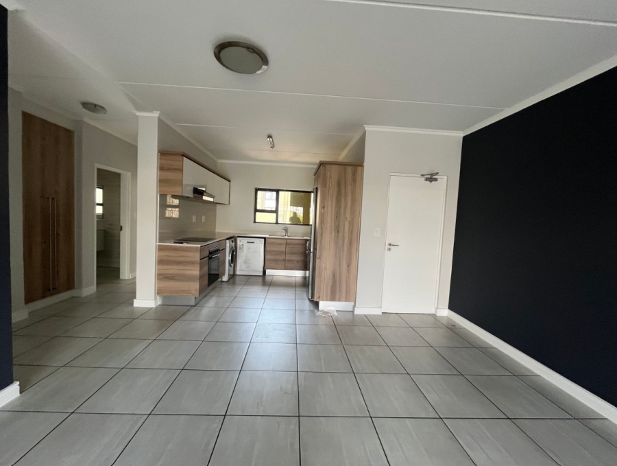 To Let 2 Bedroom Property for Rent in Waterfall Gauteng