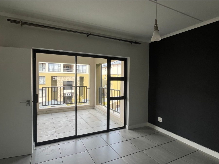 To Let 2 Bedroom Property for Rent in Waterfall Gauteng