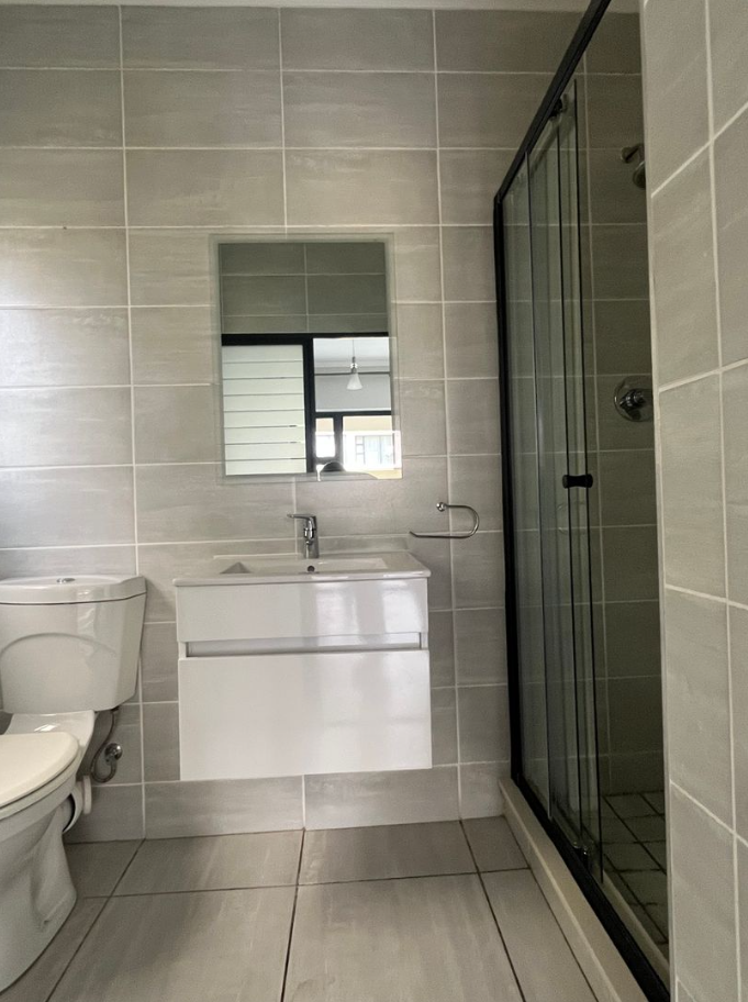 To Let 2 Bedroom Property for Rent in Waterfall Gauteng