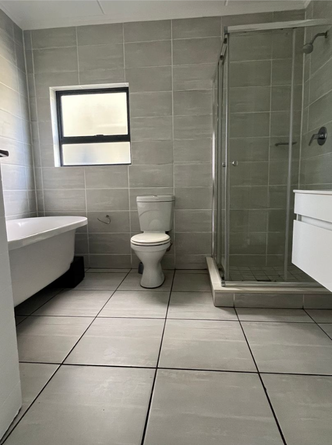 To Let 2 Bedroom Property for Rent in Waterfall Gauteng