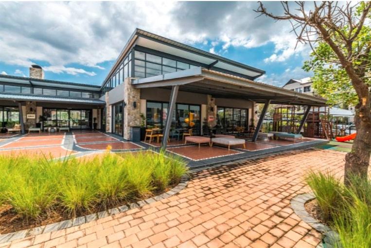 To Let 2 Bedroom Property for Rent in Waterfall Gauteng