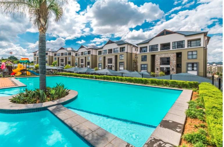 To Let 2 Bedroom Property for Rent in Waterfall Gauteng