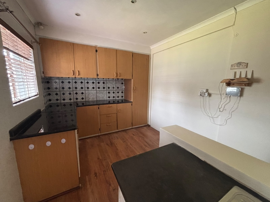 To Let 3 Bedroom Property for Rent in Linden Gauteng