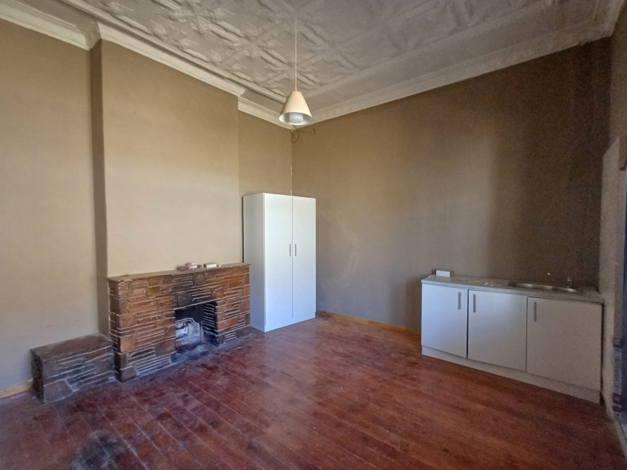 To Let 1 Bedroom Property for Rent in Troyeville Gauteng