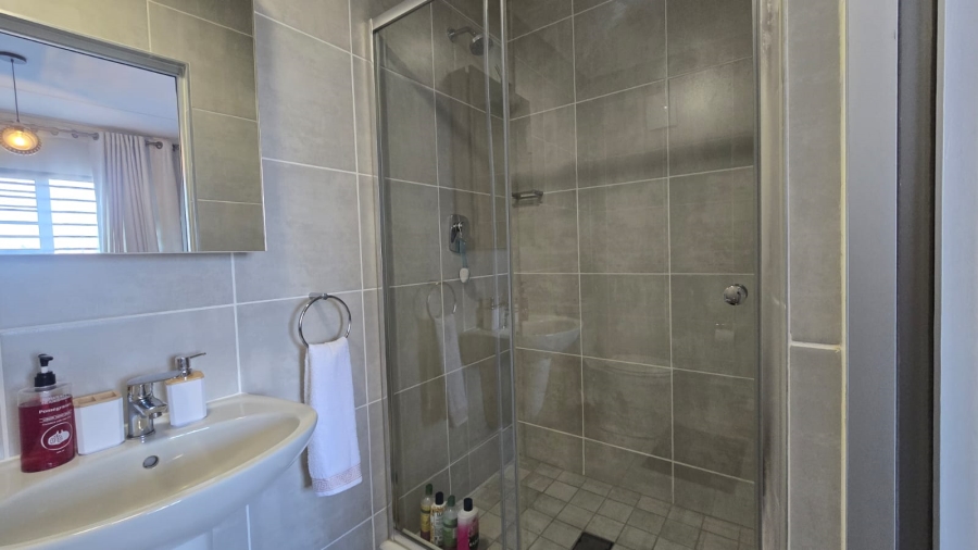 2 Bedroom Property for Sale in Linbro Park Gauteng