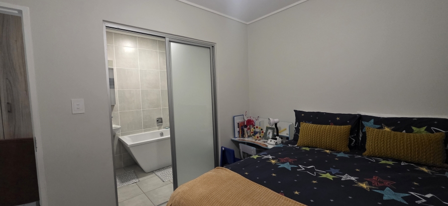 2 Bedroom Property for Sale in Linbro Park Gauteng
