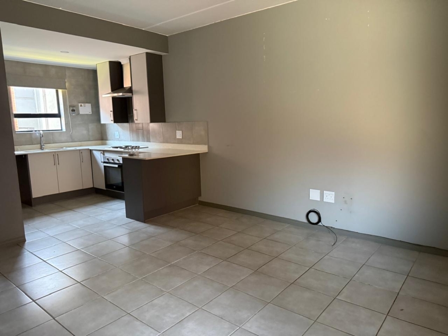 2 Bedroom Property for Sale in Witpoortjie Gauteng