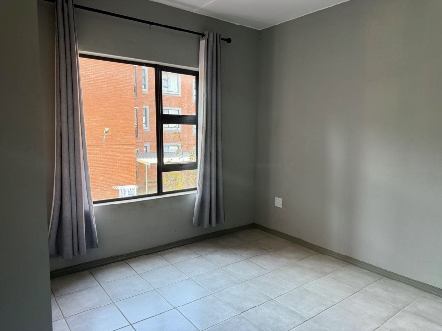 2 Bedroom Property for Sale in Witpoortjie Gauteng