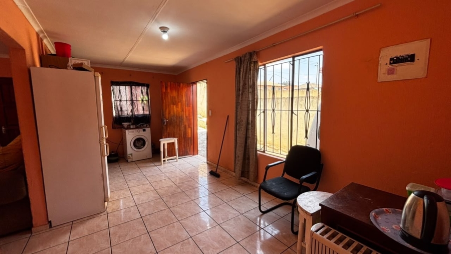3 Bedroom Property for Sale in Clayville East Gauteng