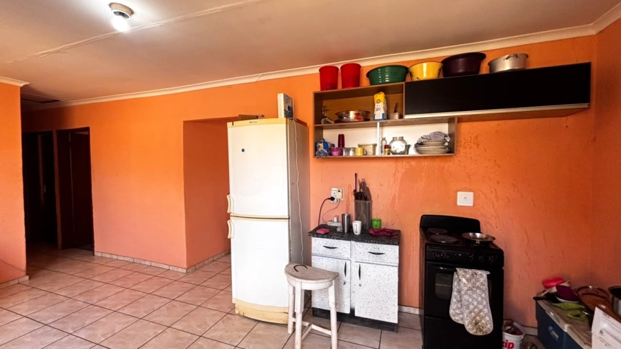 3 Bedroom Property for Sale in Clayville East Gauteng