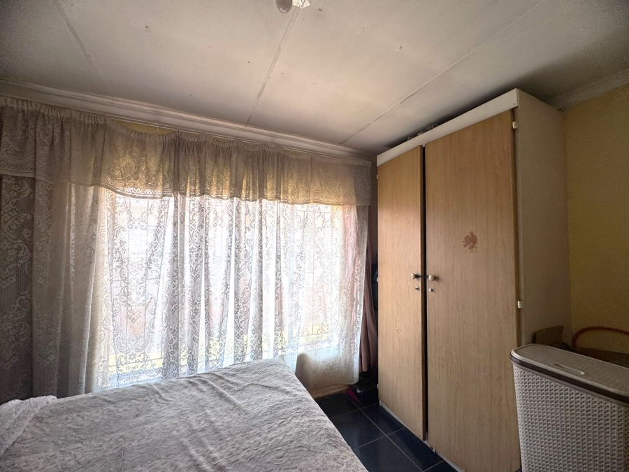 2 Bedroom Property for Sale in Vosloorus Gauteng