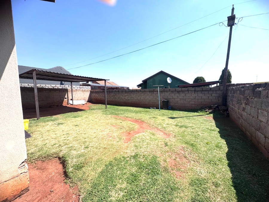 2 Bedroom Property for Sale in Vosloorus Gauteng