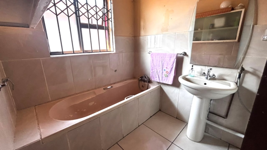 4 Bedroom Property for Sale in Visagie Park Gauteng